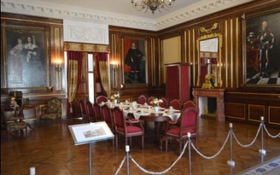 Экскурсионная поездка в Мир и Несвиж