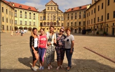 Экскурсионная поездка в Мир и Несвиж